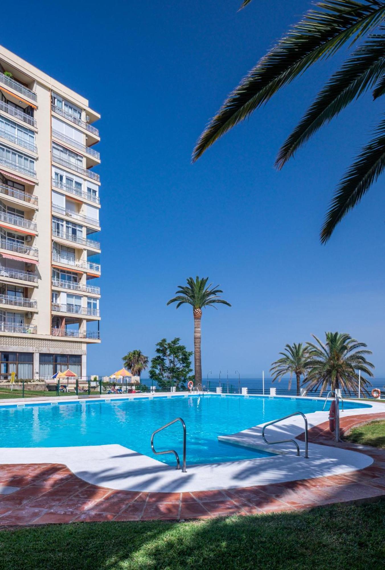 Fabuloso Apartamento Con Increibles Vistas Al Mar トレモリノス エクステリア 写真